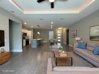 Main picture of 207 Begonia Ln