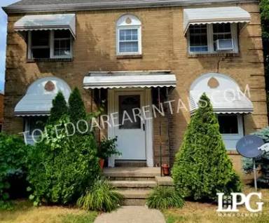 Main picture of 4302 Monroe St