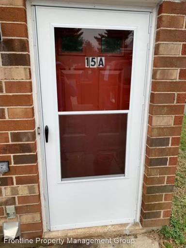 Main picture of 15 Deen St