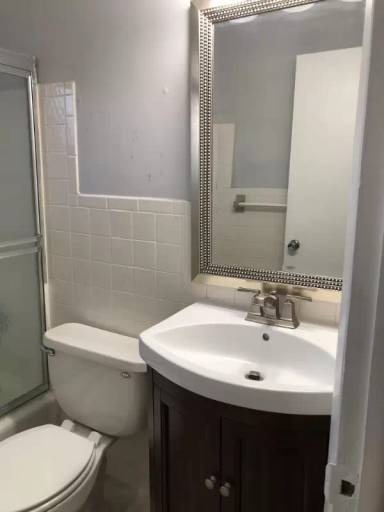 Main picture of 102 N 4th St