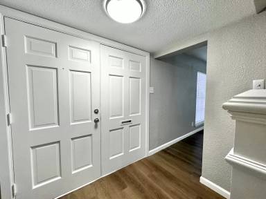 Main picture of 115 Franklin Blvd