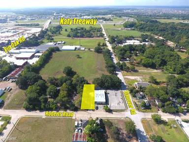 Main picture of 5719 Roberts Rd