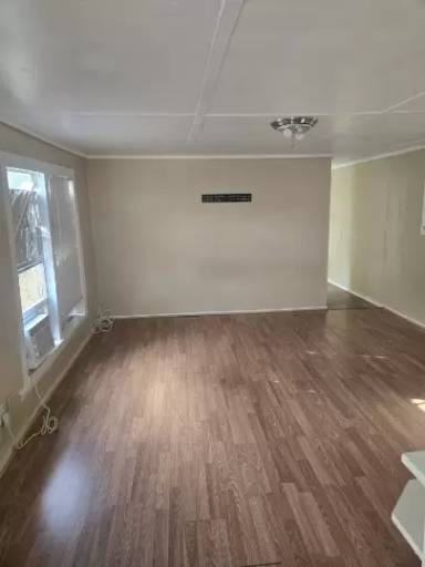 Main picture of 1500 Adam St