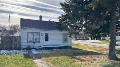 Main picture of 6945 Binney St
