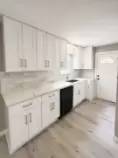 Main picture of 504 E Mason St