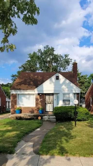 Main picture of 19710 Whitcomb St