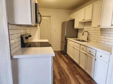 Main picture of 1814 N 26th Pl
