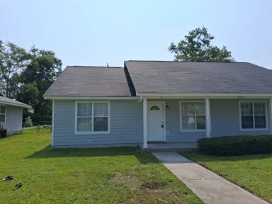 Main picture of 2203 Pulaski Cir