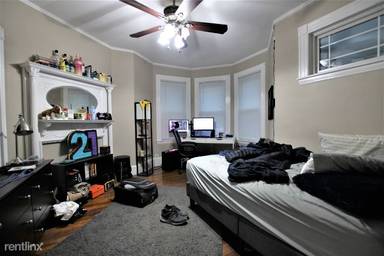 Main picture of 1 Parker Hill Ter
