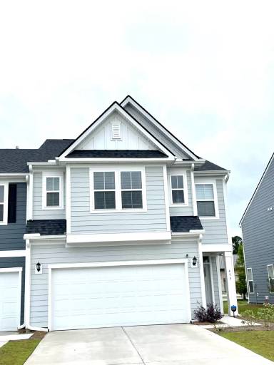 Main picture of 455 Trotters Ln