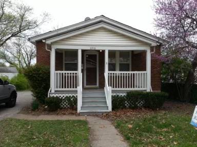 Main picture of 8916 Boston Ave