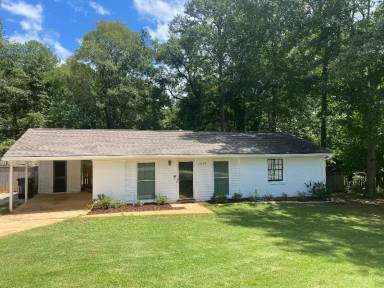 Main picture of 1532 Millbranch Dr