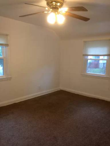 Main picture of 922 Saint Charles Ave