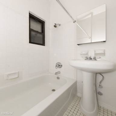 Main picture of 24 Jane St