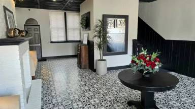 Main picture of 404 Saint Philip St