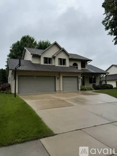 Main picture of 506 Traveler Ln