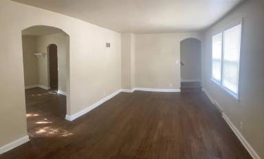 Main picture of 7083 N 43rd St