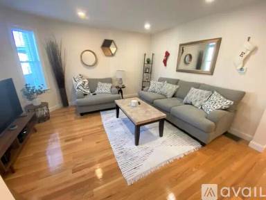 Main picture of 6 Nashua St