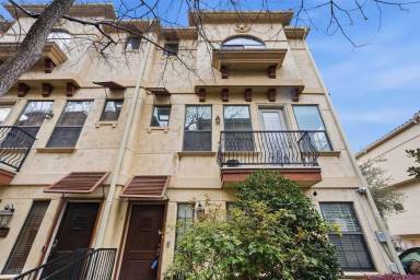 Main picture of 1020 Pavillion St