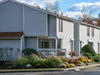Main picture of 168 Fox Hill Ln