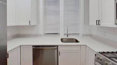 Main picture of 47 Englewood Ave