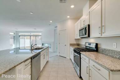 Main picture of 7054 Sunland Hills Ave