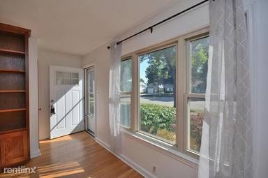 Main picture of 3201 N 91st St