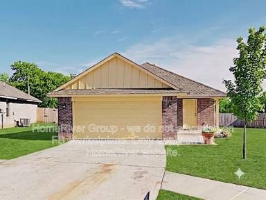 Main picture of 124 Saint Charles Way Midwest City, OK 73130