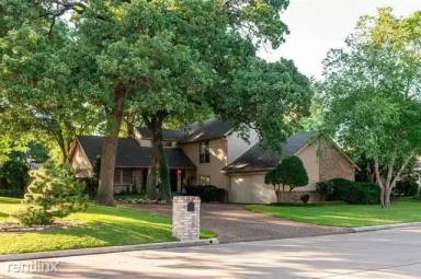 Main picture of 1315 Clover Hill Rd