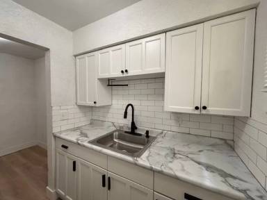 Main picture of 2700 Garfield Ave