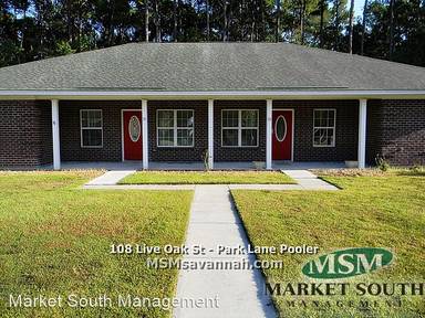 Main picture of 110 Live Oak St