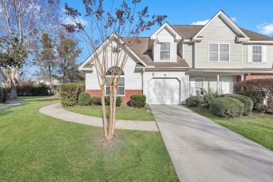 Main picture of 318 Gallery Way