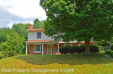 Main picture of 1106 Lora Ln
