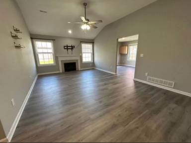 Main picture of 707 Stillwater Dr