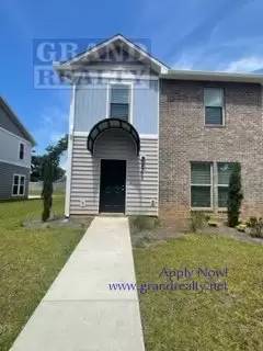 Main picture of 4393 Village Oak Ln