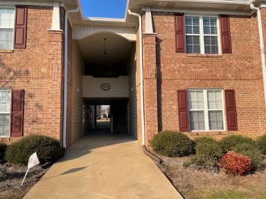 Main picture of 1711 Renwick Dr