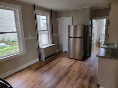 Main picture of 130 Blake St