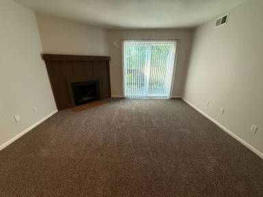Main picture of 360 S Rosenberger Ave