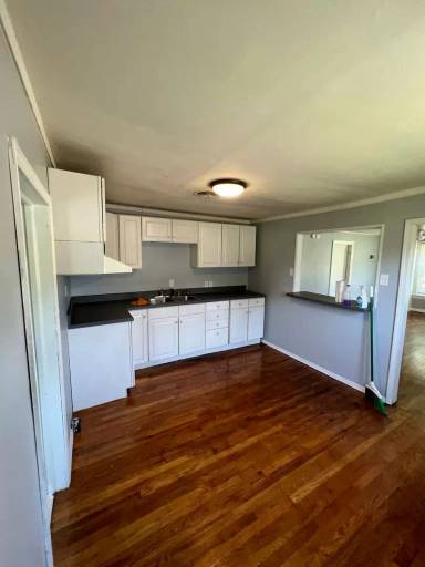 Main picture of 510 W 5th St