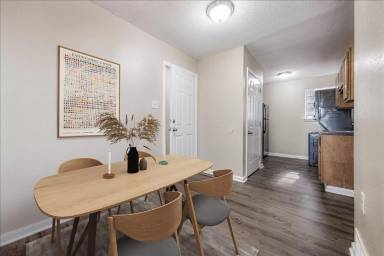 Main picture of 3990 Barton Dr