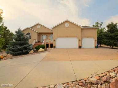Main picture of 18270 Knollwood Blvd