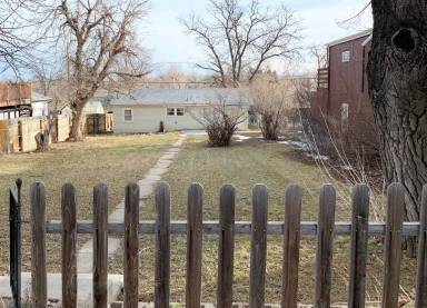 Main picture of 1743 S Jefferson St