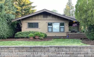 Main picture of 249 NW St Helens Pl
