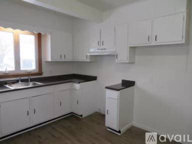 Main picture of 919 Chili Ave