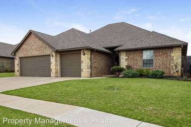 Main picture of 3217 NW 188th Ter
