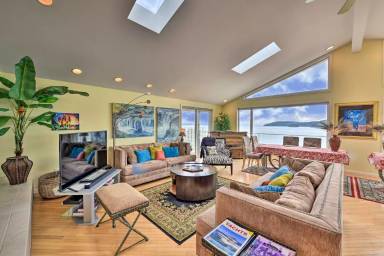 Main picture of 5005 Doon Way