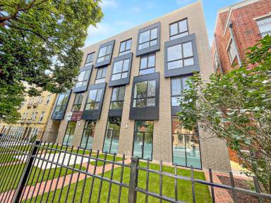 Main picture of 6536 N Lakewood Ave