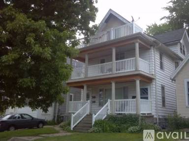 Main picture of 2085 Winnebago St