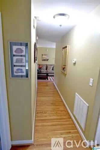 Main picture of 1937 4th St NE