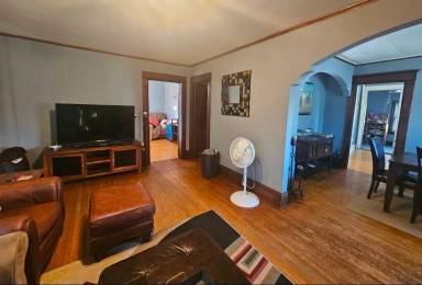 Main picture of 7424 Franklin Ave